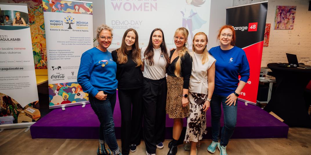 Group of women with roll ups on the background 